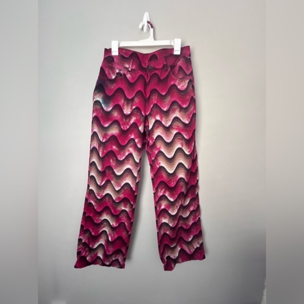 ' Pink Wave Pattern Casual‎ Pants